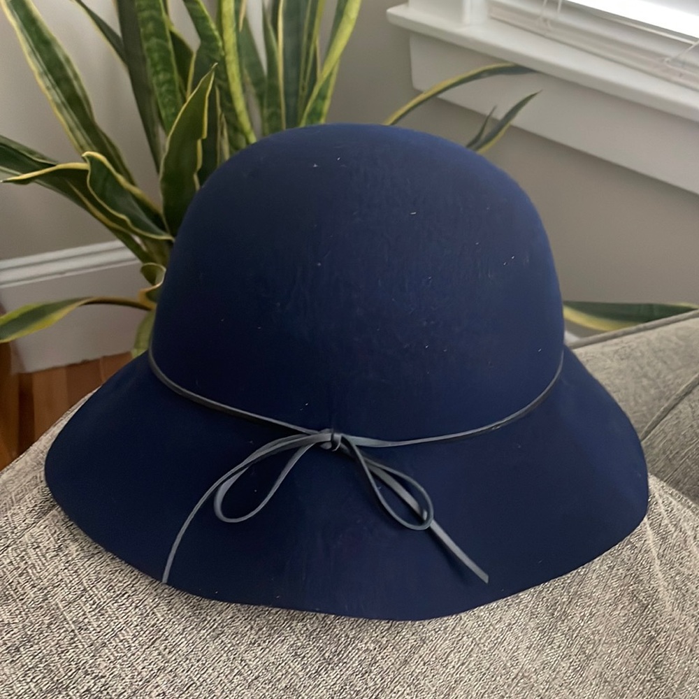 Goorin Bros Navy Felt Hat size small